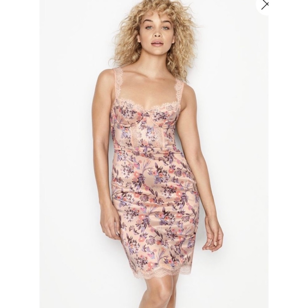 Victoria’s Secret Peach Floral Lace Up Back Slip Dress